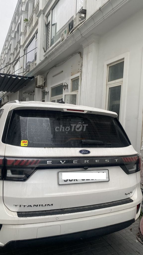 Ford Everest 2023 Titanium+ 2.0L AT 4x4 - 60000 km. Mua bán Ô tô tại Quận Hà Đông Hà Nội được đăng bởi Country and peoples Viet Nam hình 4