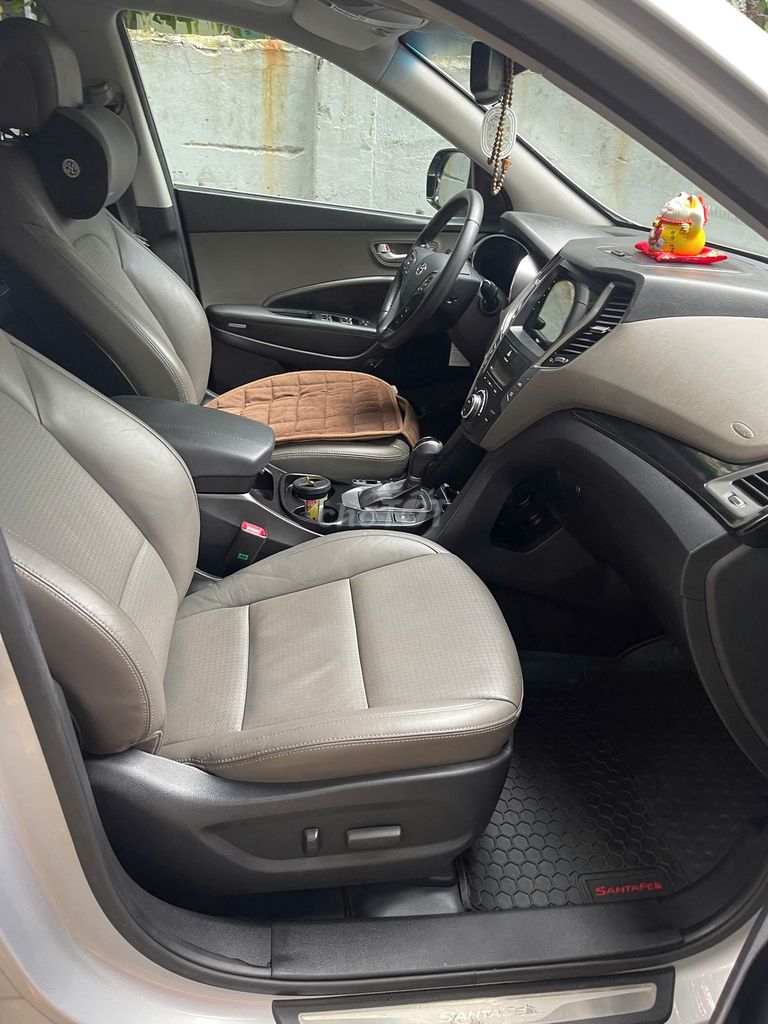 Hyundai Santa Fe 2014 2.4L 4WD - 90000 km - 1 chủ. Mua bán Ô tô tại Quận Gò Vấp Tp Hồ Chí Minh được đăng bởi Triết hình 11