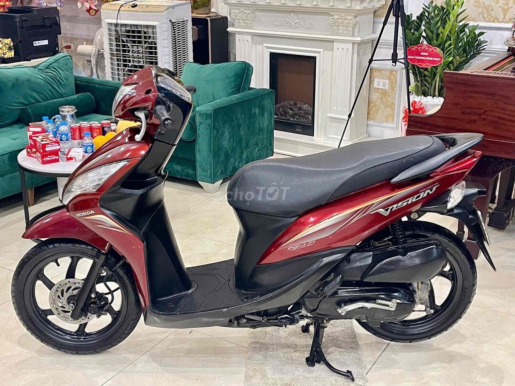 XE MÁY 68 - Honda Vision 2013 Đỏ Zin Chất. Mua bán Xe máy tại Quận Tây Hồ Hà Nội được đăng bởi Đức Anh hình 5