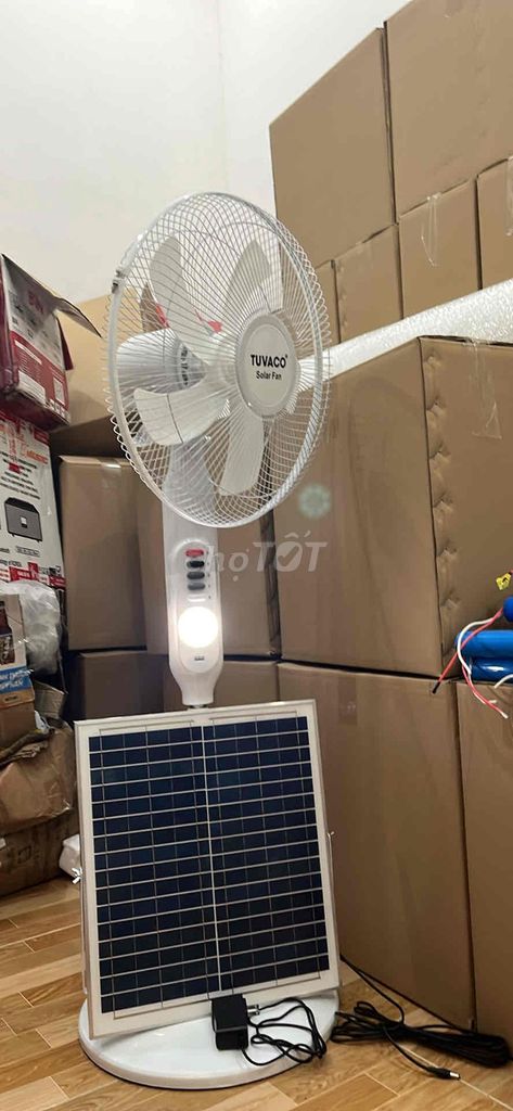 sale quạt tích điện năng lượng. Mua bán Quạt tại Thị xã Tân Uyên Bình Dương được đăng bởi TỔNG KHO ĐIỆN MÁY MIỀN NAM hình 1