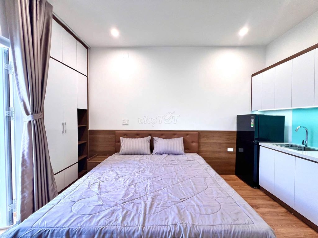 Airy furnished studio with balcony on Phan Huy Thực — photo 2