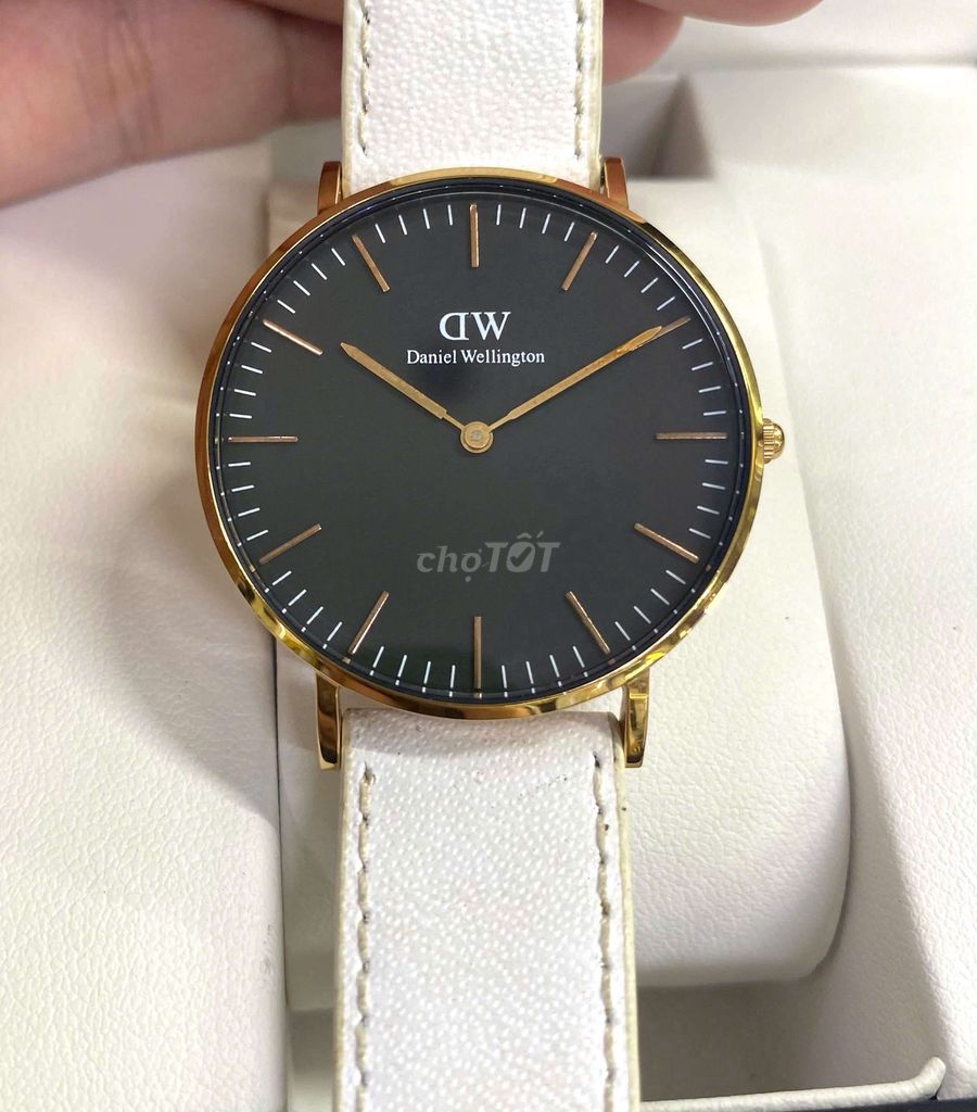 Đồng hồ Daniel Wellington đẹp DW. Mua bán Đồng hồ tại Quận Ba Đình Hà Nội được đăng bởi Quảng Lí hình 1