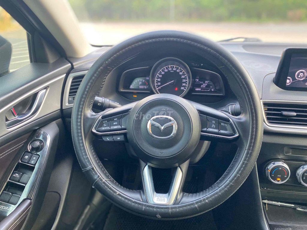 Mazda 3 2017 1.5 AT Sedan Flip phanh điện tử. Mua bán Ô tô tại Quận Nam Từ Liêm Hà Nội được đăng bởi Lưu quang kiên hình 18