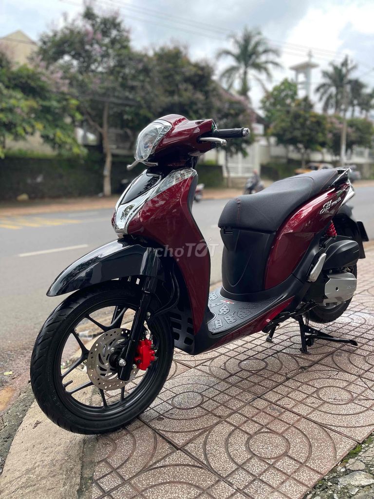 🌟Bán SHmode.2018.khoá ga đỏ đen chính chủ phố zin🌟. Mua bán Xe máy tại Thành phố Buôn Ma Thuột Đắk Lắk được đăng bởi xe máy Hồng Phát hình 2