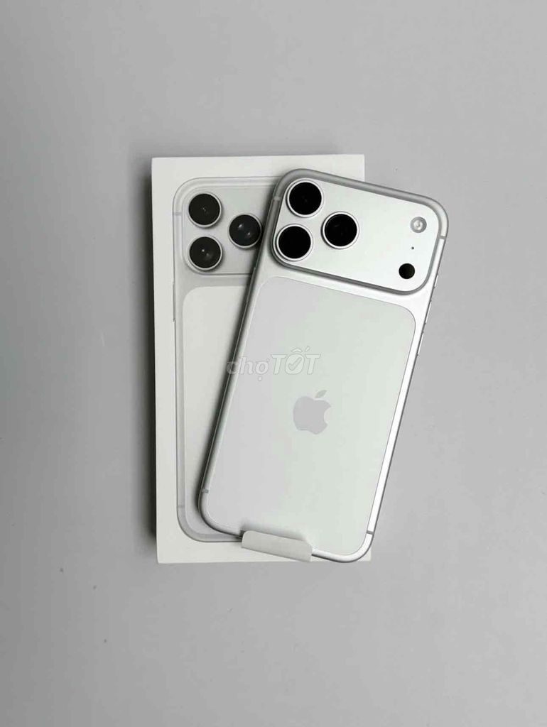 iPhone 17 Pro 256GB Bạc FULLBOX NEW BH APPLE 2026. Mua bán Điện thoại tại Quận Thanh Xuân Hà Nội được đăng bởi Nguyễn Huy Dũng hình 1