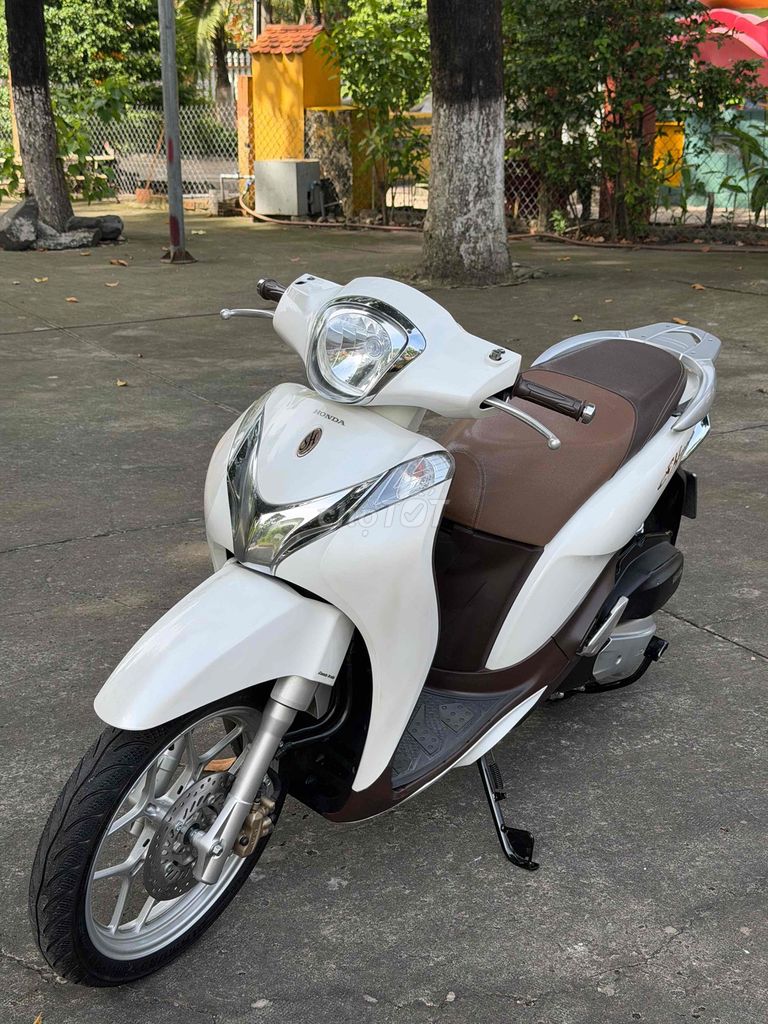 HT GÓP ĐẬU💯Sh Mode BSTP 9Chủ Xe Đẹp Ít Đi Bán🚘. Mua bán Xe máy tại Quận Tân Bình Tp Hồ Chí Minh được đăng bởi CươngCương hình 9