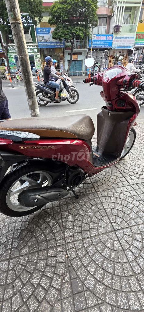 Honda Vision 2019 màu Đỏ. Mua bán Xe máy tại Thành phố Thủ Đức Tp Hồ Chí Minh được đăng bởi Quocbao hình 3