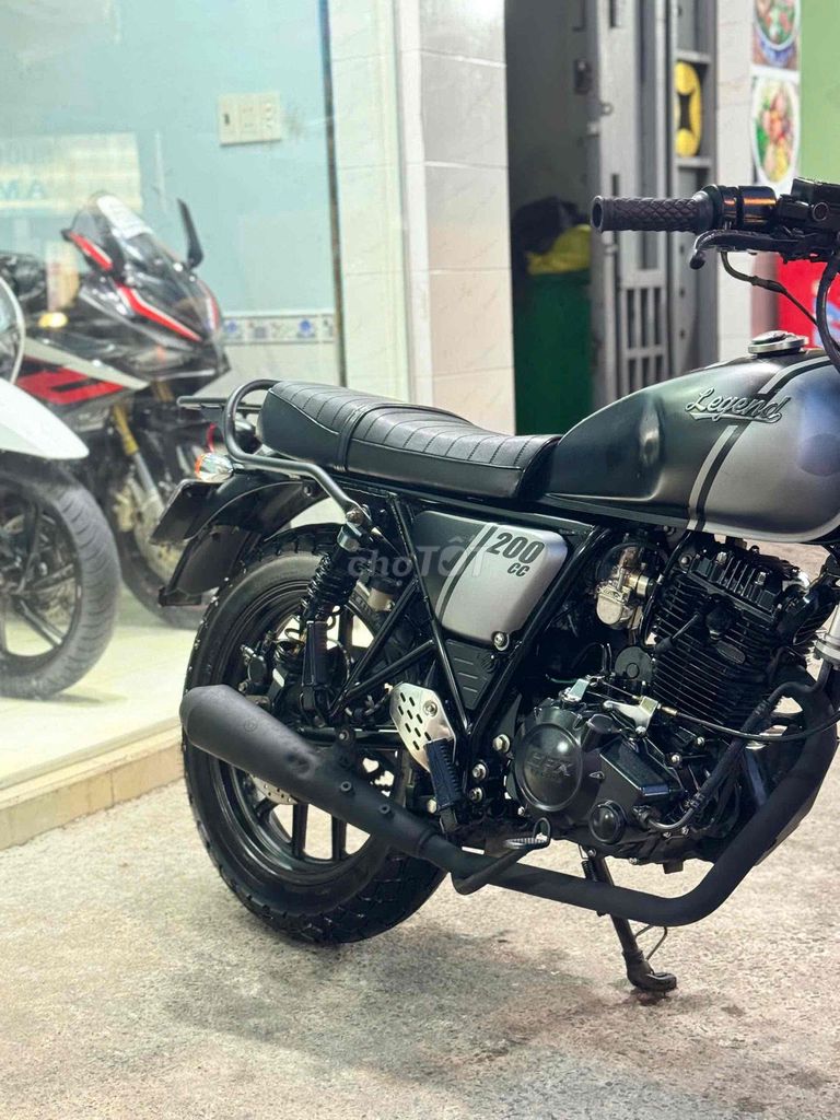 GPX Legend 200 2020 Đen Xám 28000 KM. Mua bán Xe máy tại Quận Bình Tân Tp Hồ Chí Minh được đăng bởi Việt Motor Bình Tân hình 3