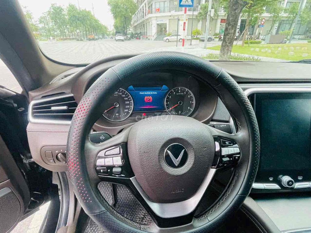 Vinfast Lux A2.0 2022 Plus 4 vạn km!. Mua bán Ô tô tại Quận Hoàng Mai Hà Nội được đăng bởi Dương Xuân Trường hình 10
