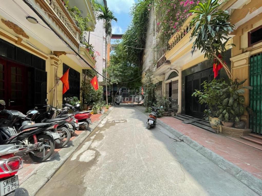 125 Дом Trung Kien Lane в аренду - 50 м x 5 этажей - цена всего 23 миллиона в час