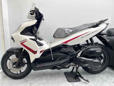 ⭐️ 𝗤𝘂𝗮́ 𝗠𝗼̛́𝗶 ( 𝗔𝗶𝗶𝗿𝗯𝗹𝗮𝗱𝗲 𝟮𝟬𝟮𝟮 𝗠𝗮̀𝘂 𝗛𝗢𝗧 ). Mua bán Xe máy tại Huyện Châu Thành Đồng Tháp được đăng bởi Gia Kiệt 