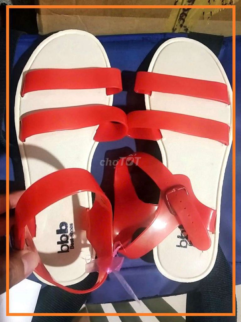 🦀 Pass đôi Sandal hàng Thái Lan mới 99%,bao ship