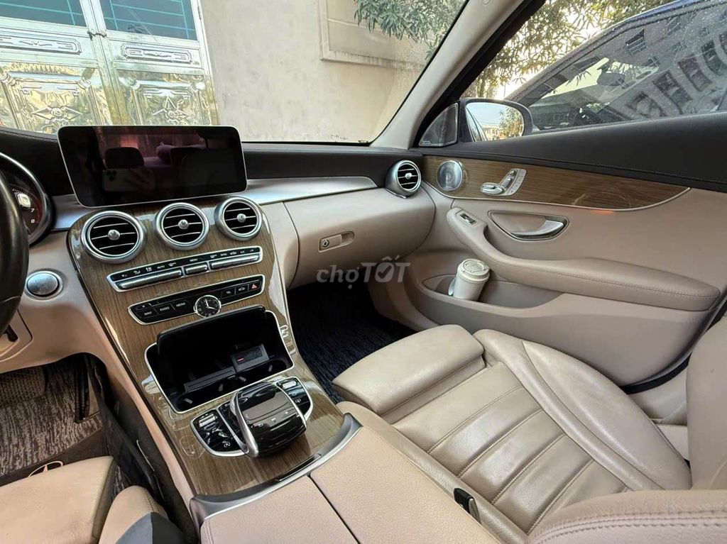 Mercedes Benz C Class 2017 C250 Exclusive đẹp. Mua bán Ô tô tại Huyện Gia Lâm Hà Nội được đăng bởi Bá Hòa hình 6