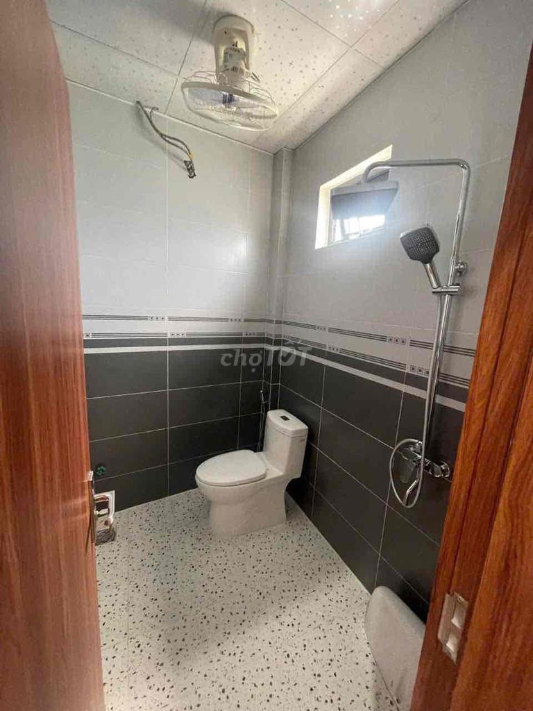 Brand-new 3-storey house 50 m from the beach — photo 9