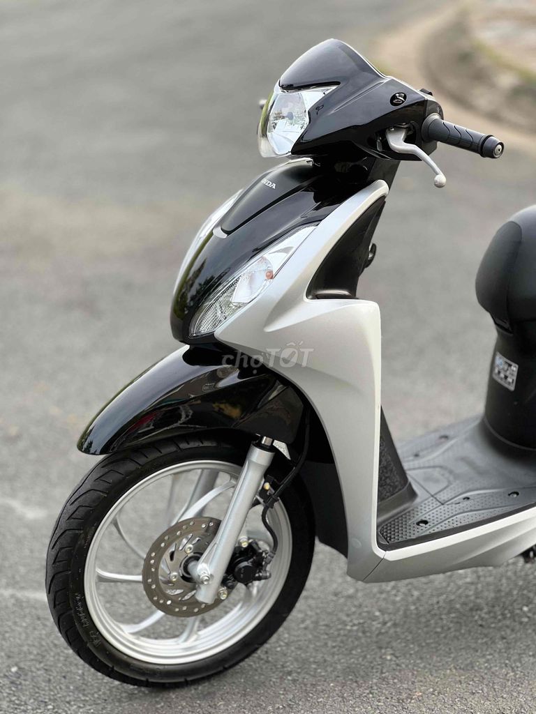 Vision 110 Bạc Đen Porsche 2024 Leng Keng Có Góp🎉🎉. Mua bán Xe máy tại Thành phố Biên Hòa Đồng Nai được đăng bởi Xe Máy Phát Đồng hình 7