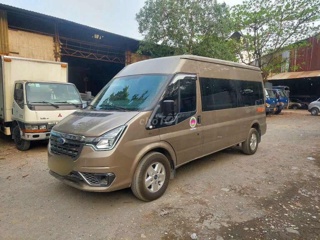 FORD TRANSIT model 2023 XE CHỞ NHÂN VIÊN, ĐI KỸ. Mua bán Ô tô tại Quận Tân Phú Tp Hồ Chí Minh được đăng bởi Trần Thành hình 6