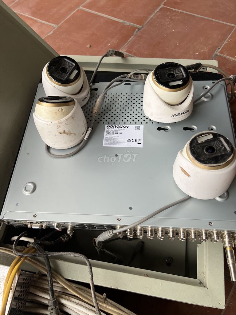 Đầu ghi hình HIKVISION DS-7224HQHI-K2. Mua bán Máy ảnh, Máy quay tại Huyện Đô Lương Nghệ An được đăng bởi Bá Đức Nguyen hình 1