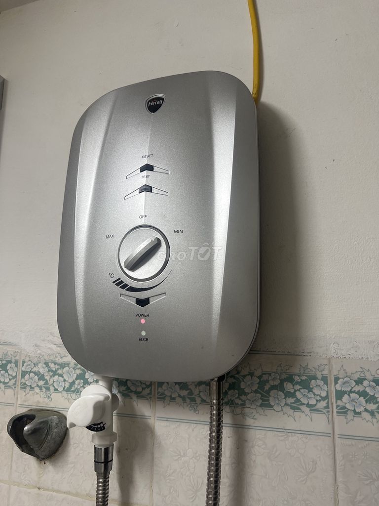 Máy nước nóng Ferroli MIDO-MSN Bạc cũ. Mua bán Thiết bị vệ sinh, nhà tắm tại Quận Bình Thạnh Tp Hồ Chí Minh được đăng bởi Danny Lei hình 1