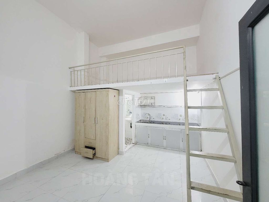 Duplex 35m² gác cao 2m - Gần Vòng Xoay Lê Đại Hành