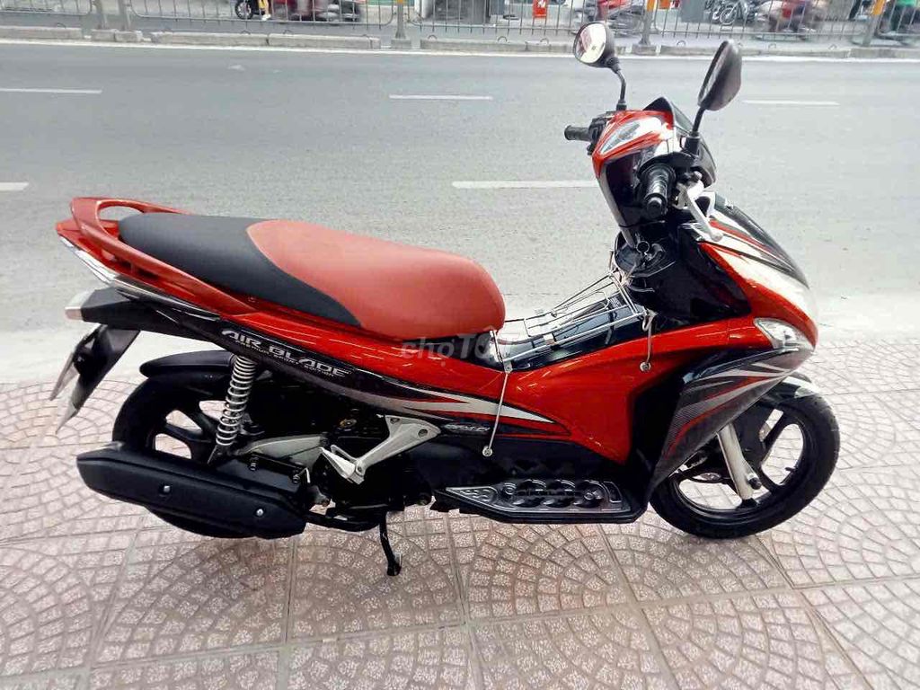 Honda Air Blade 2011 Đỏ Đen BSTP Chính Chủ