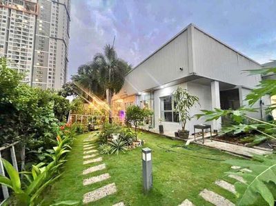 Аренда · 1 комн. · 90 м² · Quận 7, ул. Đường Hoàng Quốc Việt