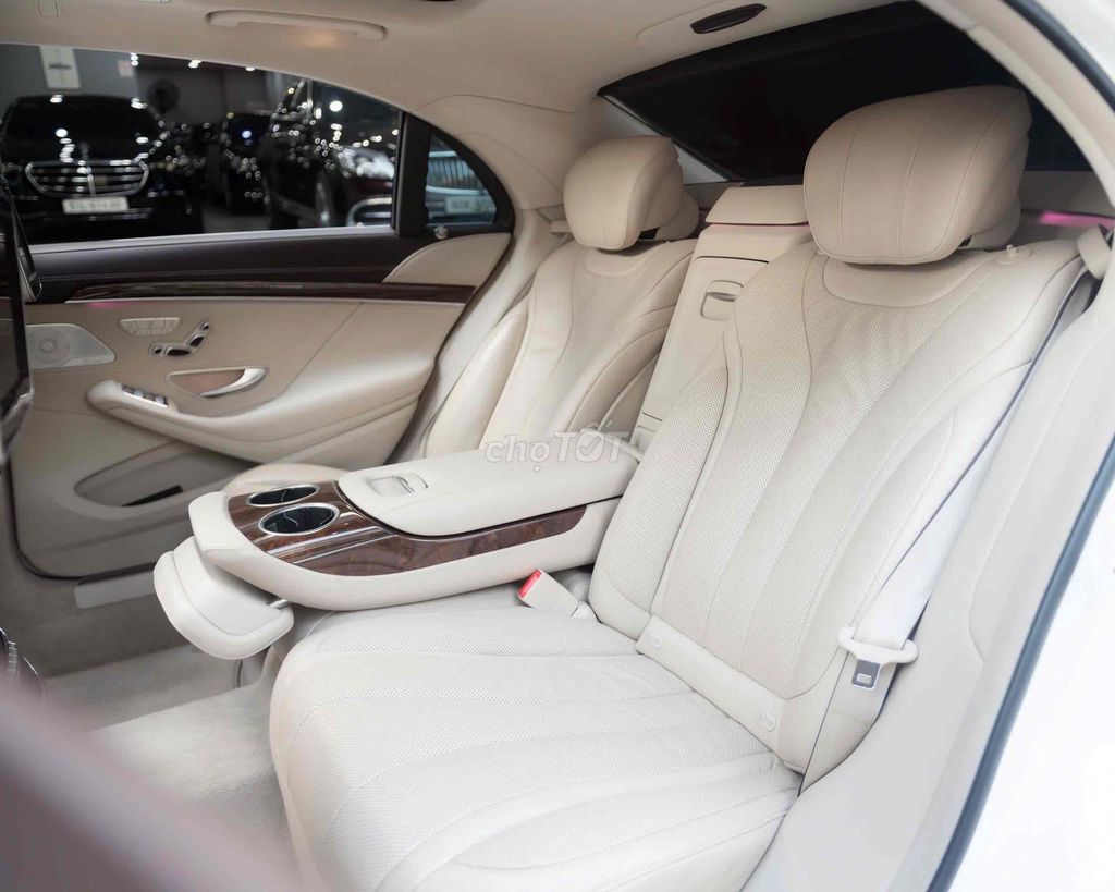Mercedes S400L Model 2018 - Trắng Kem. Mua bán Ô tô tại Quận 7 Tp Hồ Chí Minh được đăng bởi Thật Nguyễn LongAnh Auto hình 18