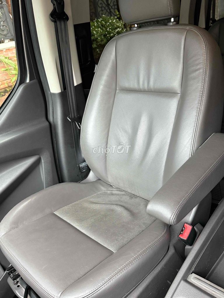 Ford Tourneo 2020 Titanium 2.0 AT - 74000 km. Mua bán Ô tô tại Thành phố Thủ Đức Tp Hồ Chí Minh được đăng bởi Nguyễn Lê Hưng hình 10