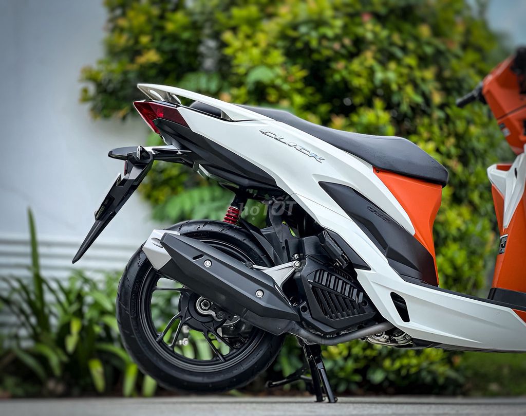 Honda Click Thái 150cc Trắng cam. Mua bán Xe máy tại Quận 7 Tp Hồ Chí Minh được đăng bởi Lê Văn Đạt hình 6