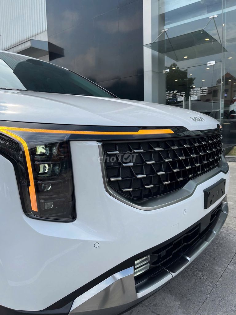 Kia Carnival 2025 Signature 1.6 Turbo HEV 7S. Mua bán Ô tô tại Quận 7 Tp Hồ Chí Minh được đăng bởi  Mazda Quận 7 hình 3