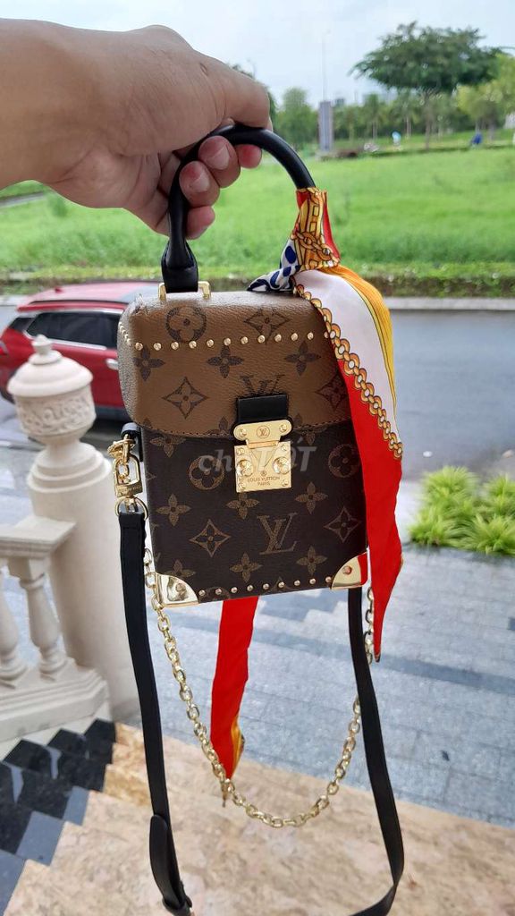 Túi cốp lv 2hand t26 mới 95%. Mua bán Túi xách tại Thành phố Thủ Đức Tp Hồ Chí Minh được đăng bởi Giày cũ Mỹ Thái hình 1