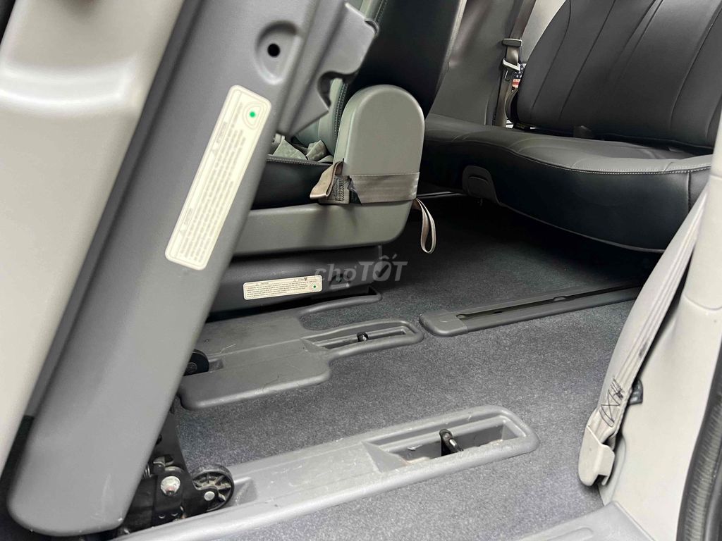 Kia Carnival 2011 -Nhập Hàn 8 Chỗ-Tự Động Đẳng Câp. Mua bán Ô tô tại Thành phố Dĩ An Bình Dương được đăng bởi Hiếu Auto Nghĩa Phát hình 20