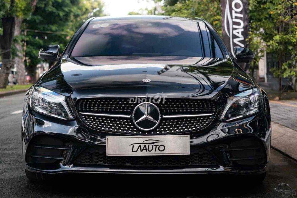 Mercedes C300 AMG 2019. Mua bán Ô tô tại Quận 7 Tp Hồ Chí Minh được đăng bởi Tiền Bùi LONGANH  hình 1