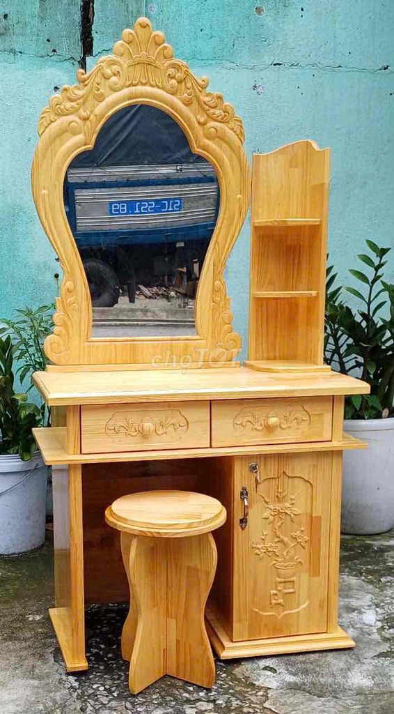 Bàn Phấn Kèm Ghế Gỗ Thông