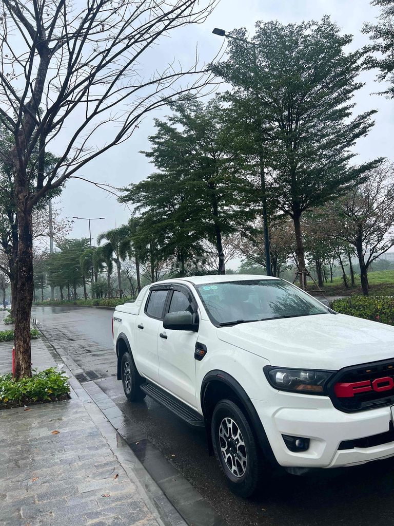 Ford Ranger Raptor Trắng 80000 km. Mua bán Ô tô tại Quận Hoàng Mai Hà Nội được đăng bởi Nguyễn Nam hình 1