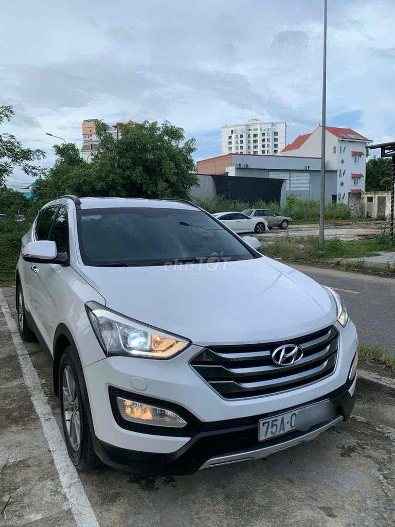 Hyundai Santa Fe 2015 2.2 AT 4WD - 60000 km. Mua bán Ô tô tại Thị xã Hương Thủy Thừa Thiên Huế được đăng bởi Đình vê hình 18
