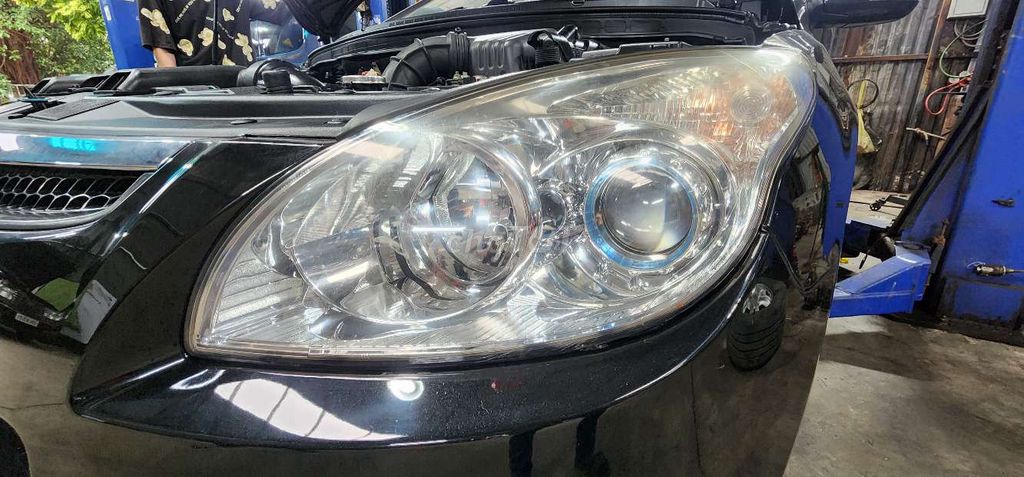 Hyundai i30 Đen 5 chỗ Số tự động. Mua bán Ô tô tại Quận Nam Từ Liêm Hà Nội được đăng bởi TIẾN DŨNG hình 12