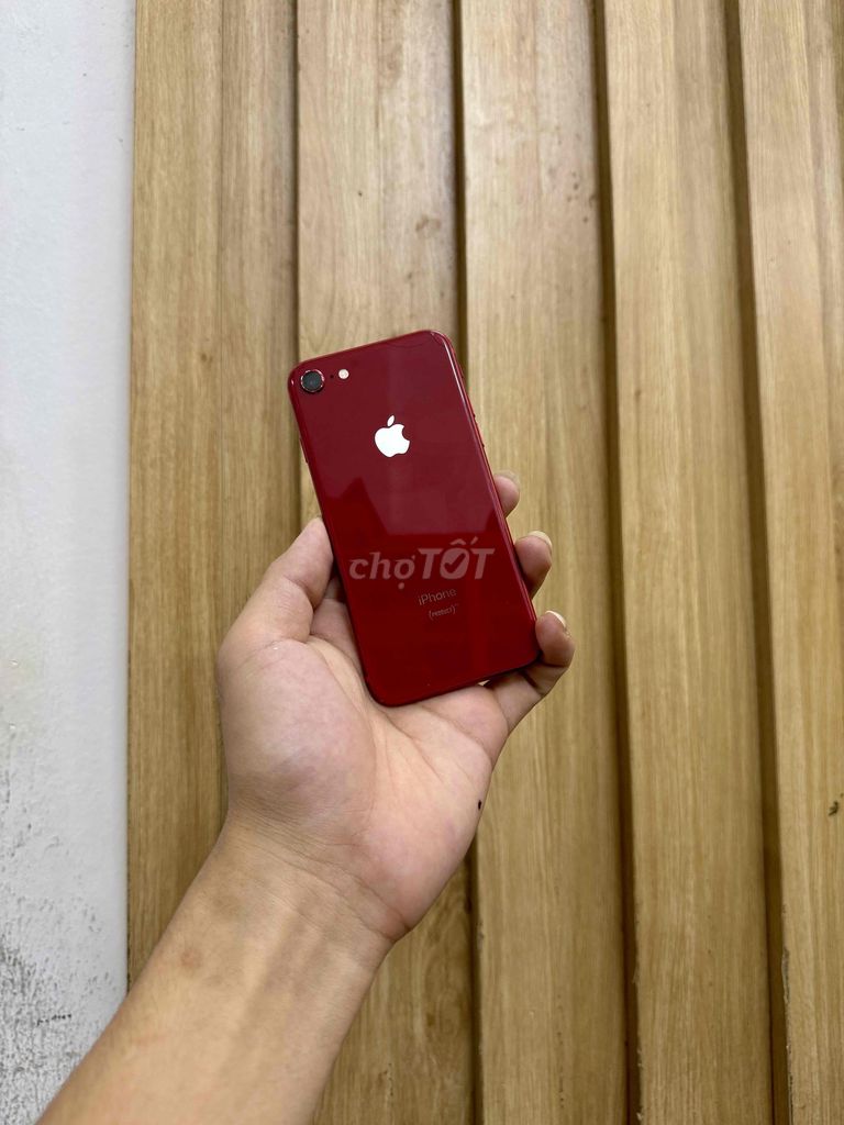 Apple iPhone 8 64GB Đỏ Đã sử dụng. Mua bán Điện thoại tại Quận Đống Đa Hà Nội được đăng bởi Nguyễn Đức  hình 1