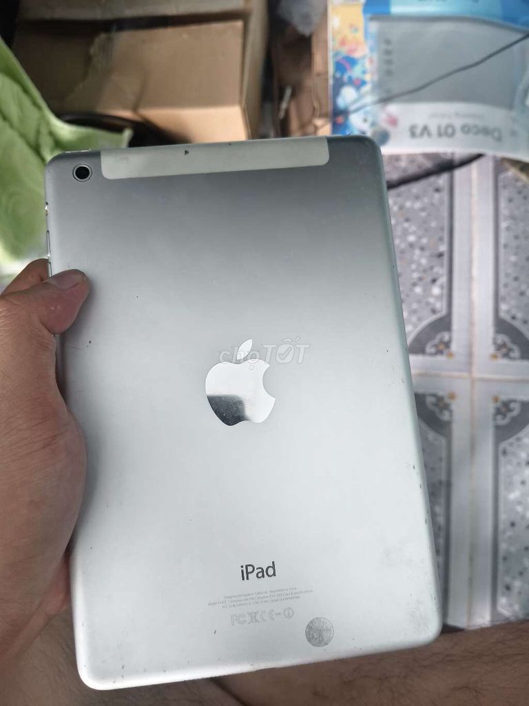 Apple iPad mini 1 Bạc. Mua bán Máy tính bảng tại Quận 12 Tp Hồ Chí Minh được đăng bởi Quân hình 1
