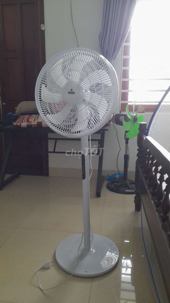 Quạt đứng Groda G9001 Trắng 40W 16 inch. Mua bán Quạt tại Quận Cẩm Lệ Đà Nẵng được đăng bởi Khiêm Trương hình 1