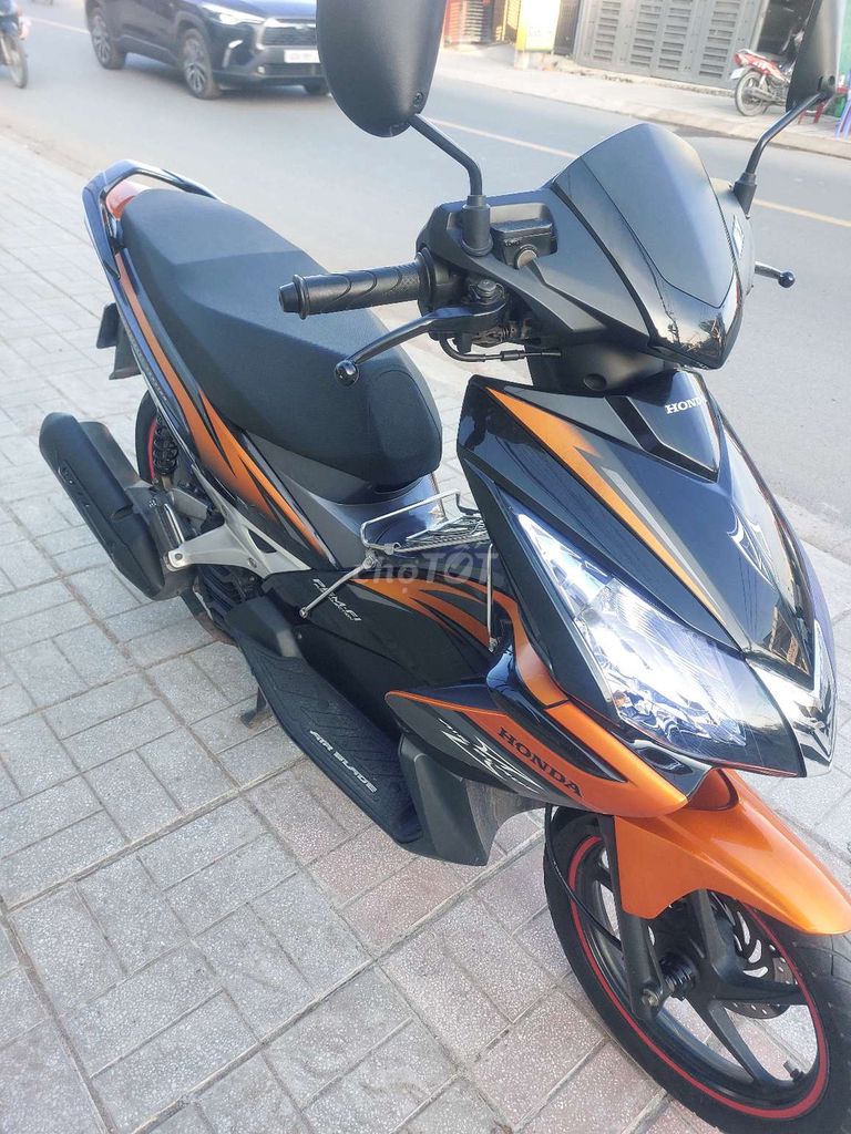 Xe chính chủ dàn áo rin chưa trầy xước. máy móc ok. Mua bán Xe máy tại Thành phố Biên Hòa Đồng Nai được đăng bởi NIÊM PHAN hình 1