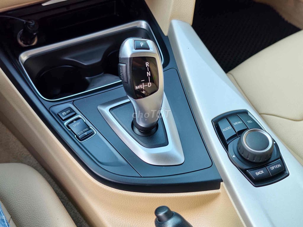 BMW 320i 2014 mới đi 74.000 KM. Xe zin CỰC NGON.. Mua bán Ô tô tại Quận Tân Phú Tp Hồ Chí Minh được đăng bởi Nhật Tân hình 11