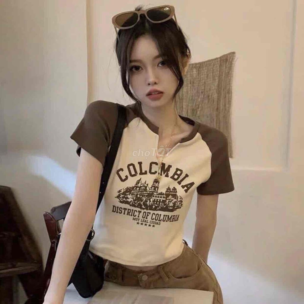 Áo thun crop top nữ Vải mềm mại. Mua bán Quần áo tại Quận Đồ Sơn Hải Phòng được đăng bởi sipnhohaiphong hình 1