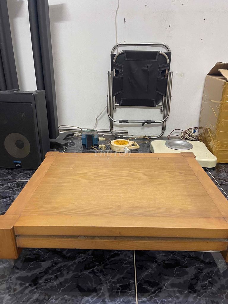 Kệ gỗ 65x50x15cm. Mua bán Tủ, kệ gia đình tại Quận 10 Tp Hồ Chí Minh được đăng bởi Thao nhan hình 1