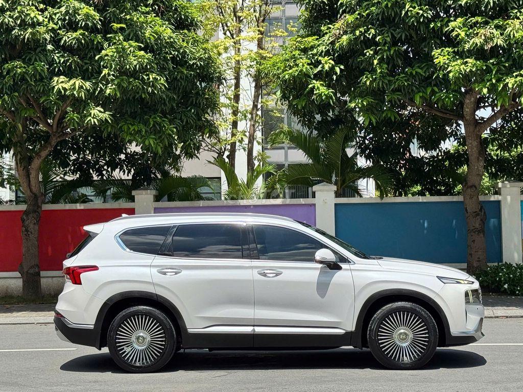Hyundai Santafe Full xăng, đời 2021. Mua bán Ô tô tại Quận Long Biên Hà Nội được đăng bởi PHÚC LÂM  AUTO hình 5