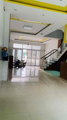 Rent · 1 bd · 102 м² · Thành phố Nha Trang, ул. Vĩnh Hiệp