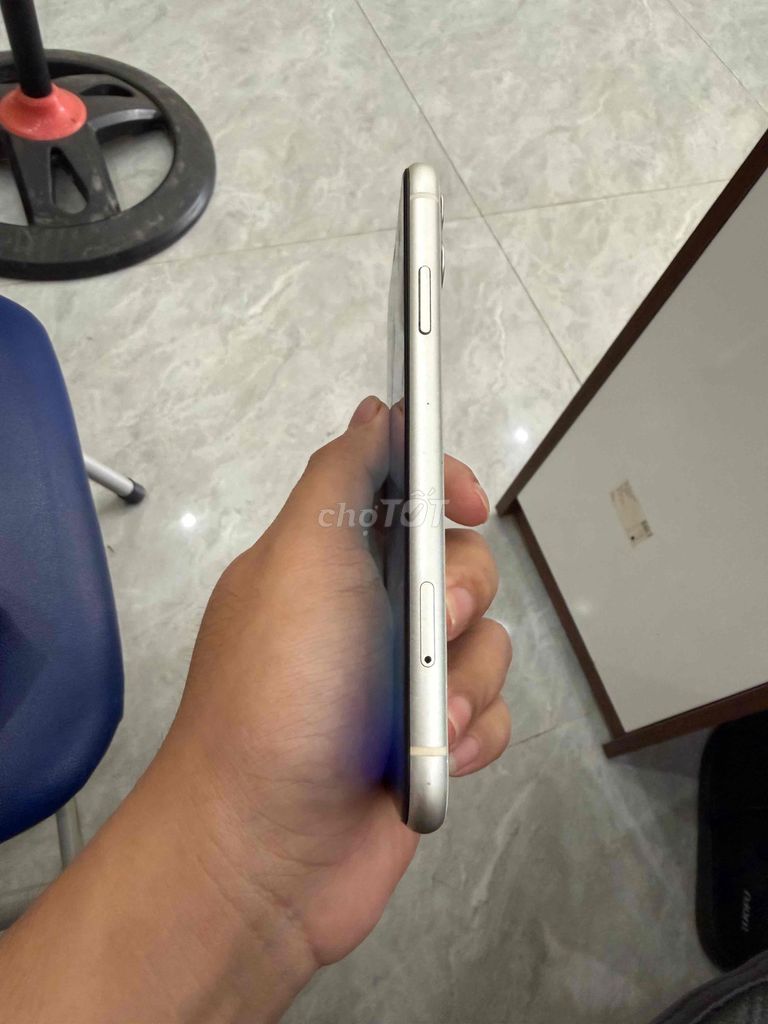 ip11 64G pin mới thay. Mua bán Điện thoại tại Huyện Mê Linh Hà Nội được đăng bởi nguyễn duy hình 1