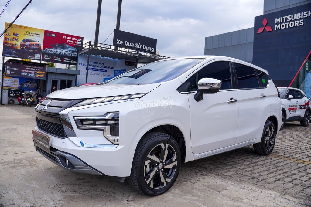 Mitsubishi Xpander 2023 AT Premium - 51816 km