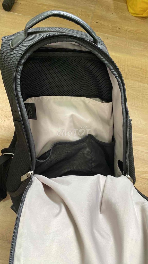 Ba lô Adidas vải dù màu đen