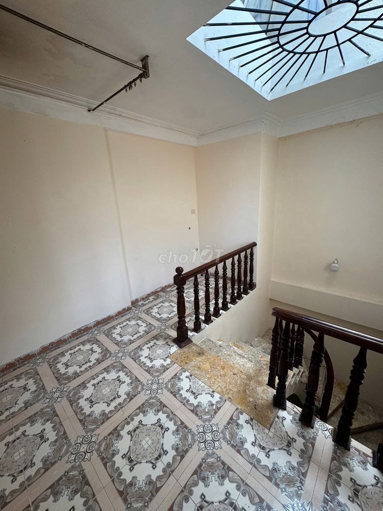 Дом в аренду 30 м² x 5 этажей, 3 спальни, 3 туалета в Бадине, Ханой