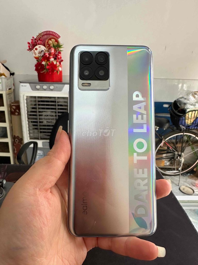 Realme 8 Pro 128GB Bạc. Mua bán Điện thoại tại Quận Hoàng Mai Hà Nội được đăng bởi Phương Mai hình 1